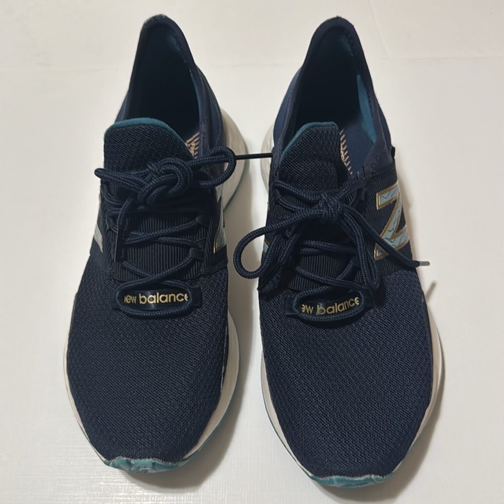 New Balance Women's Athletic Shoes - Navy and Blue - Picture 6 of 11